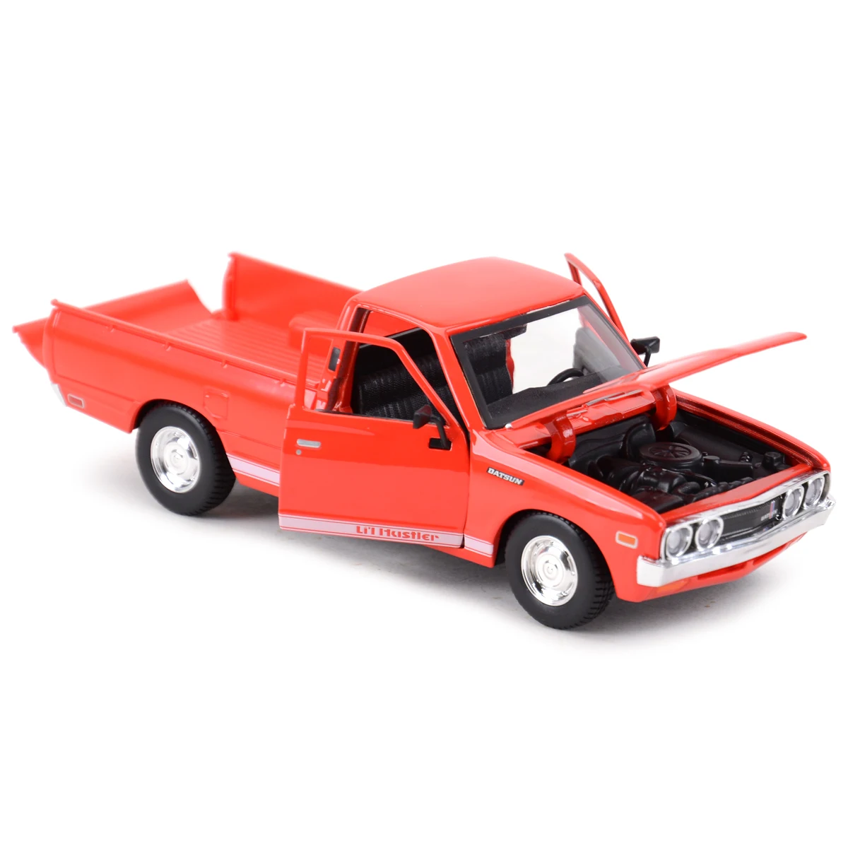 Maisto 1:24 1973 Datsun 620 Pick-up Static Die Cast Vehicles