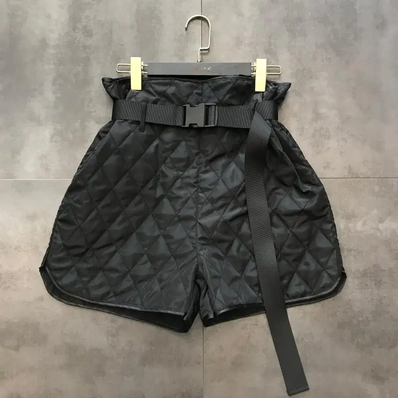

Quilted Shorts Women New Winter Pressed Cotton Lattice Loose-Fit Belt Dark Wind Proof Shorts Wide-Leg Trousers Women's Shorts