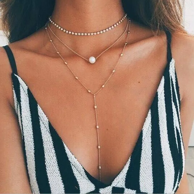 

Fashion Clavicle Chain Models Personality Fashion Simple Circle Round Necklace