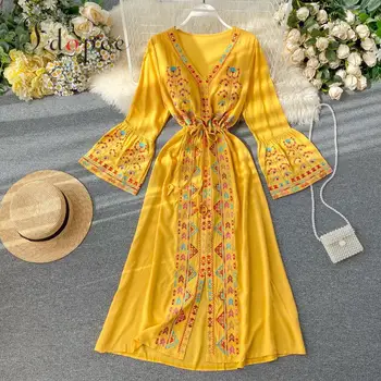

Elegant Dress National Style Embroidery Temperament Collect Waist Show Thin Beach Style Vestidos Solid Color Plus Size Dress