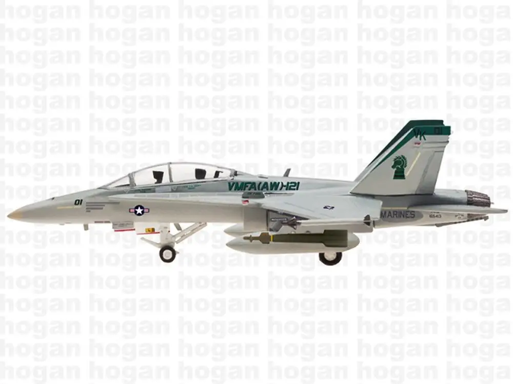 HOGAN F/A-18D VMFA(AW)-121 Зеленые Рыцари VK01 1/200 литая модель самолета