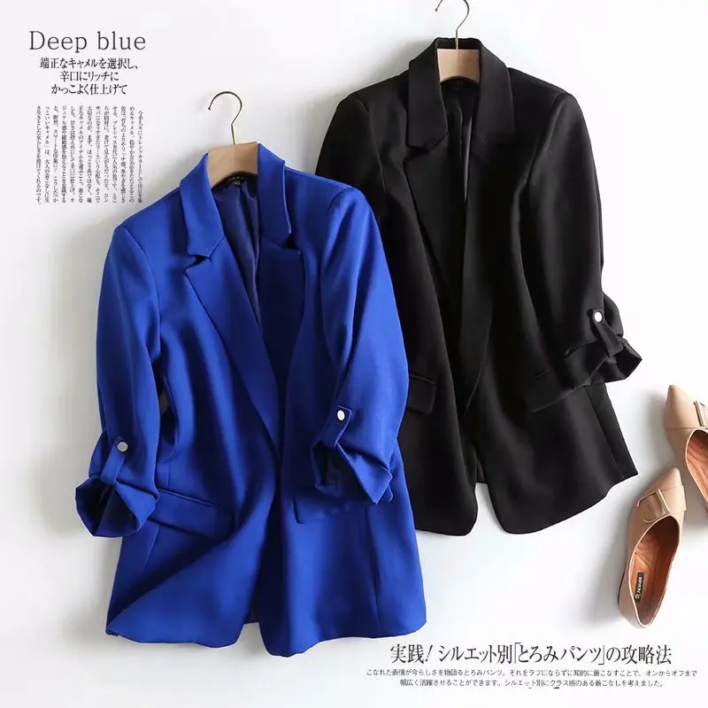 

A Generation of No Buckle Open Body Straight-Cut Mid-length Three-quarter-length Sleeve Small Suit Entities