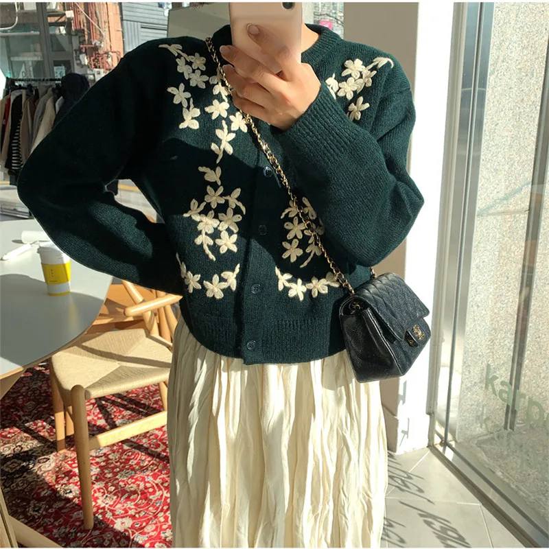 

Chic Sweet Elegant Floral Print Sweater Cardigans for Ladies All-match Simple Design Aesthetic Sweater Cardigans 2020 New