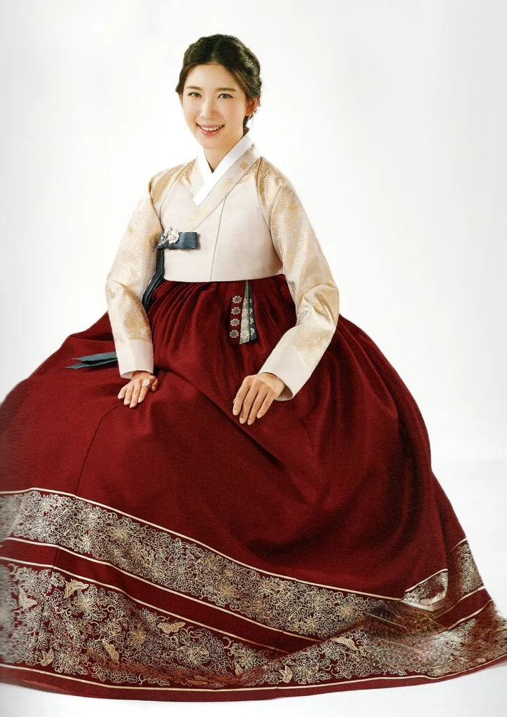 Korean Original Imported Hanbok Bride Hanbok Hand-embroidered Hanbok Authentic New Traditional Fabric Large-scale Event Clothing