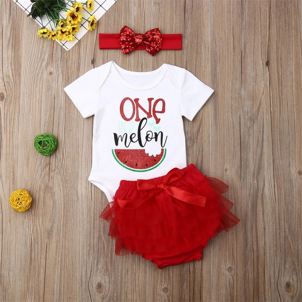 Комплект одежды для маленьких девочек, одежда для новорожденных хлопковый боди с короткими рукавами + тюлевые шорты + застежка-молния