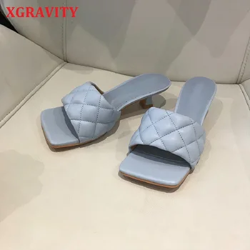 

XGRAVITY PU Diamond Square Head Peep Toe Short Heel Slippers Summer Fashion Slip On Thin Heels Slides Women Mules Party Sandals