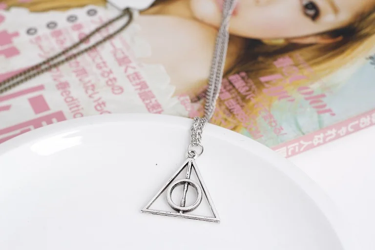Harri Potter Movie Time Turner ожерелье с песочными часами шесть фаланги волшебные палочки для ключей подвеска металлическая фигура кольцо для ключей с игрушкой ожерелье - Цвет: 4