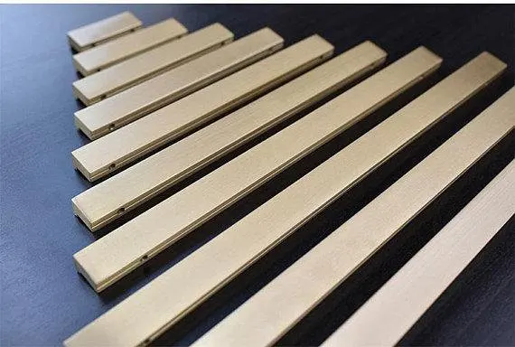 HTB1MfdNKeuSBuNjSsziq6zq8pXaU