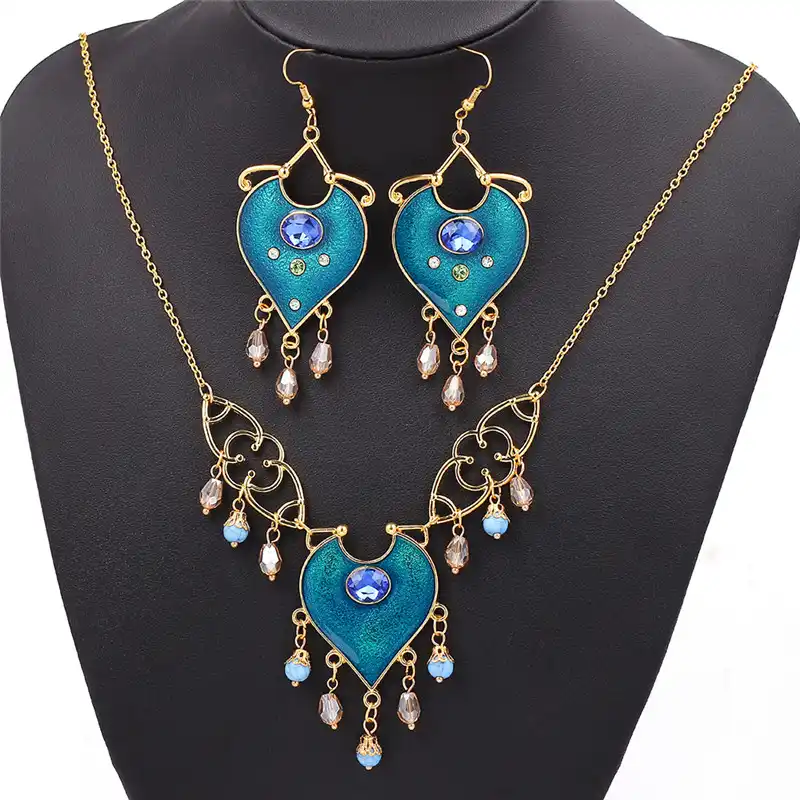 New Cosplay Resin Pendants Princess Jasmine Necklace Women Gifts