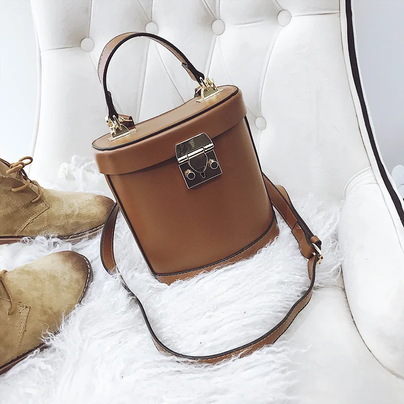 

WOMEN'S Fashion Handbag 2018 New Style Bucket Bag Retro Stereotypes Drug Bag Women's Hand Crossbody Bag
