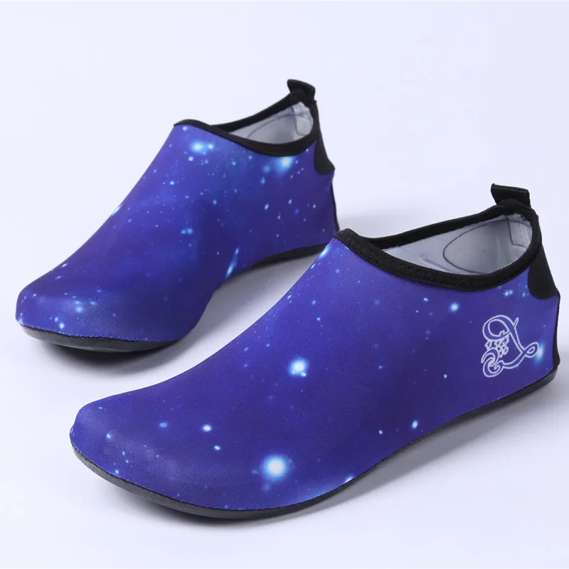 Blue starry sky Пляжная обувь унисекс; кроссовки для йоги; обувь для плавания; обувь для водных видов спорта; шлепанцы для серфинга; светильник; 3d-принт акулы - Цвет: Blue starry sky