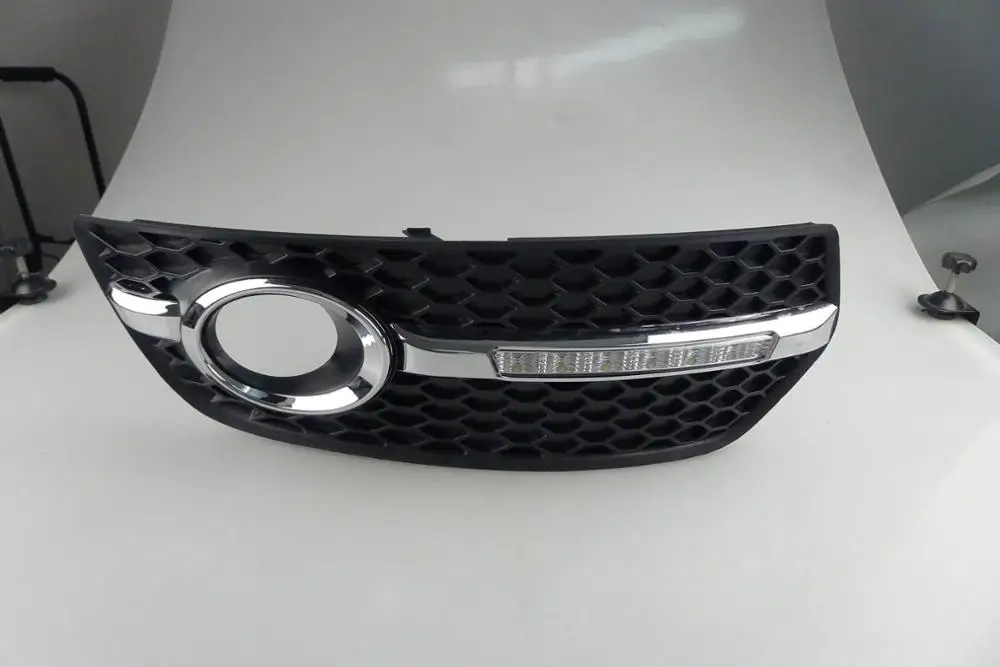 Подходит для Audi Q5 10-13 A6L автомобиля DRL вождения дневного света DRL с мигающим желтым сигналом поворота противотуманная фара реле дневного света