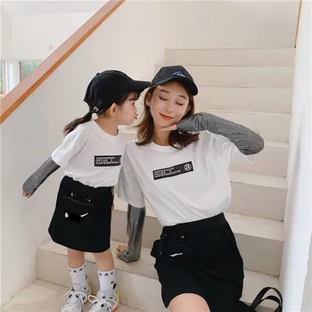 

2020 new parent-child Xiamu women's women's small fragrance style fake two-piece long-sleeved T-shirt tide version top