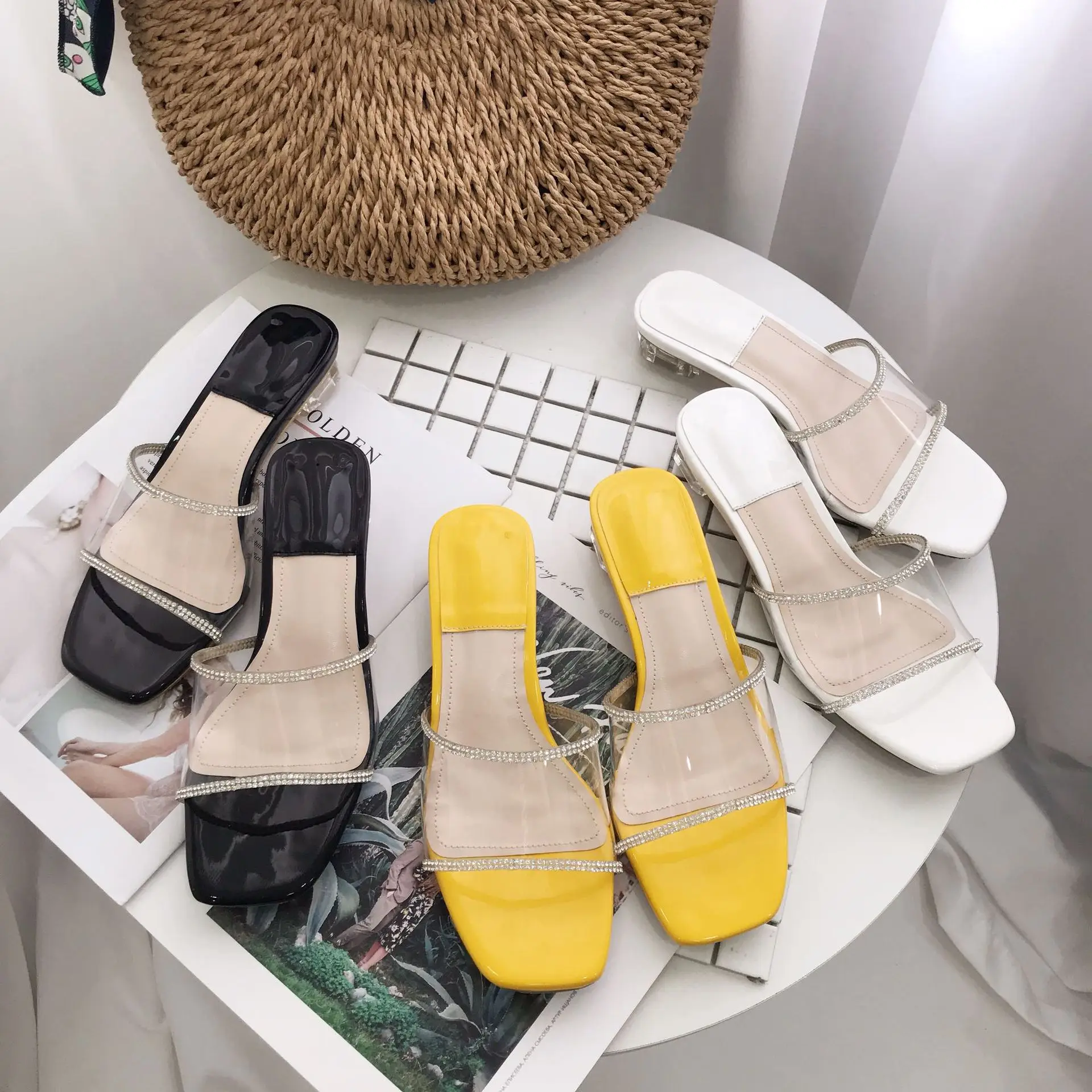 

2019 WOMEN'S Slippers New Style Transparent Tape Square Head Slipper Man-made Diamond Low Heel Slipper Man-made Diamond Slipper