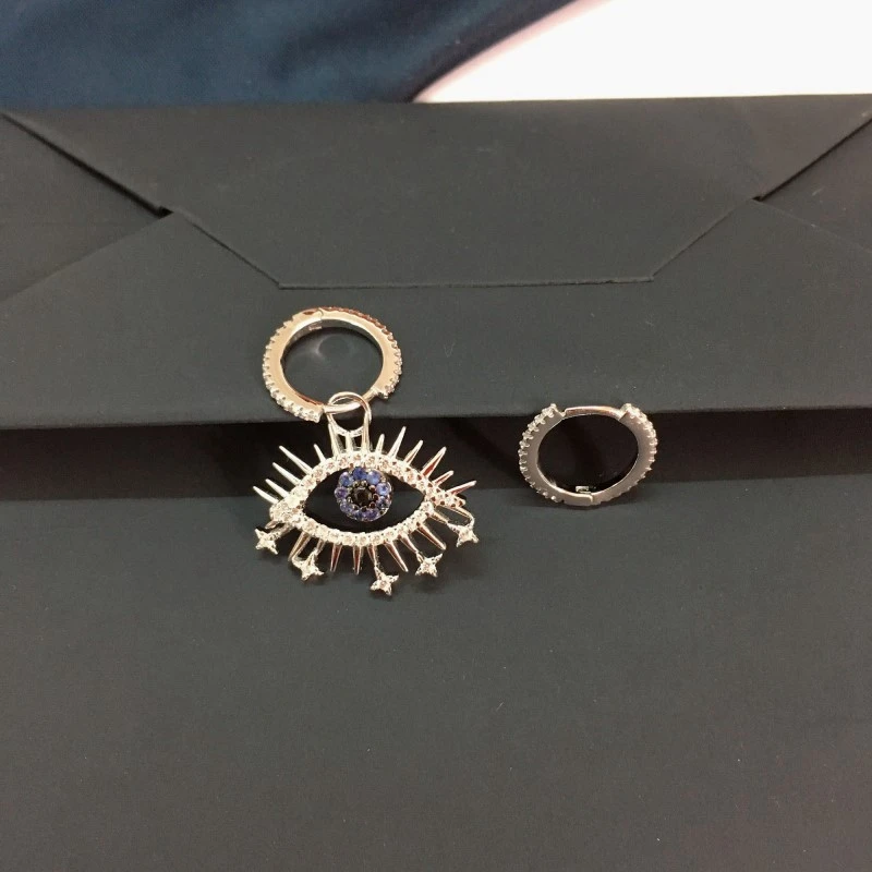 HTB1UMUxRHrpK1RjSZTEq6AWAVXae