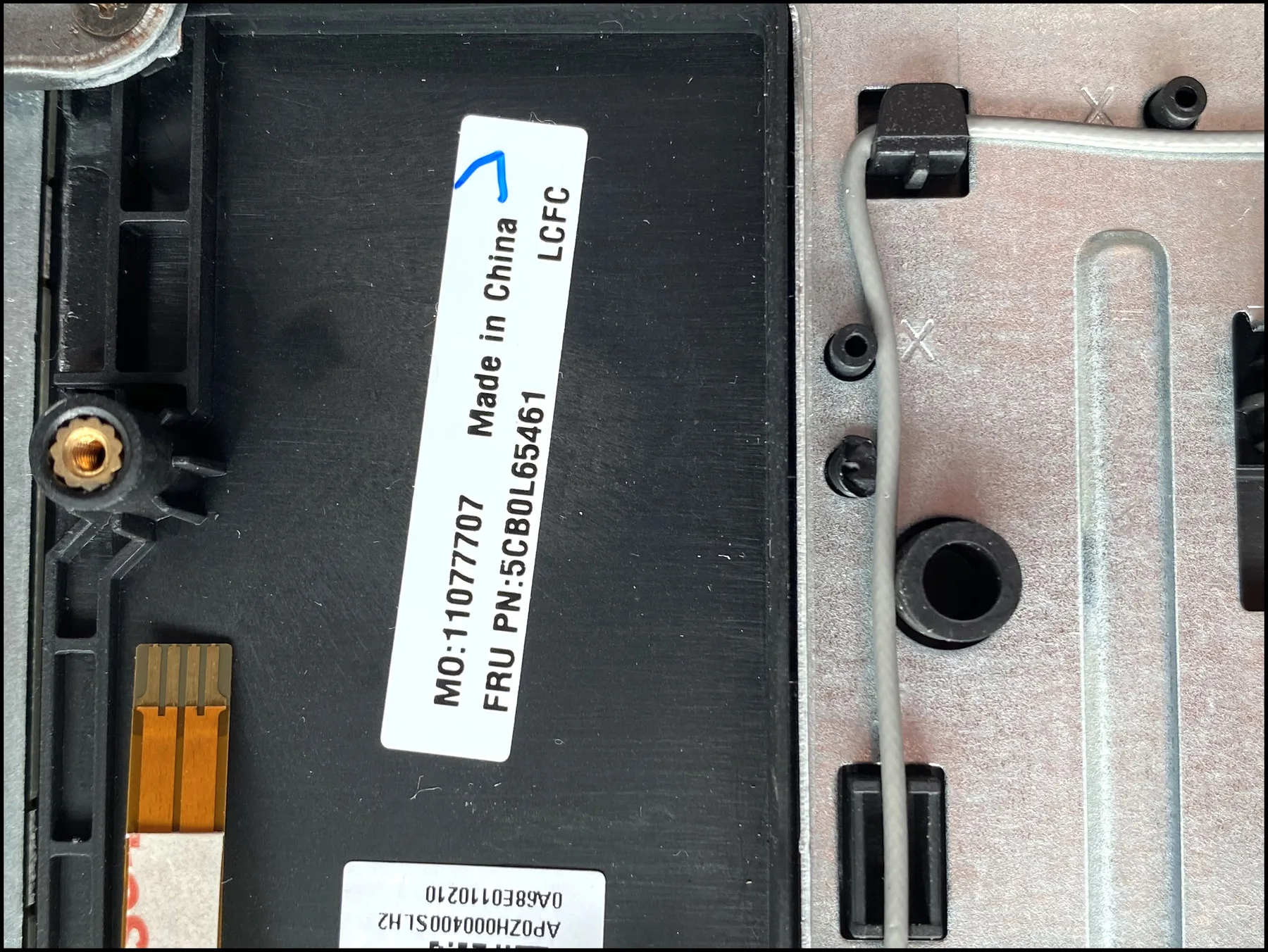 Y700-17ISK (4)_副本.jpg