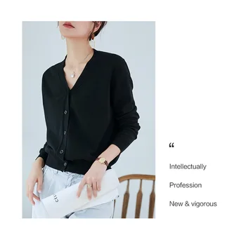 

2020 women autumn wind foundation slim knit cardigan sweater female V-neck long-sleeved knit outer cardigan coat female