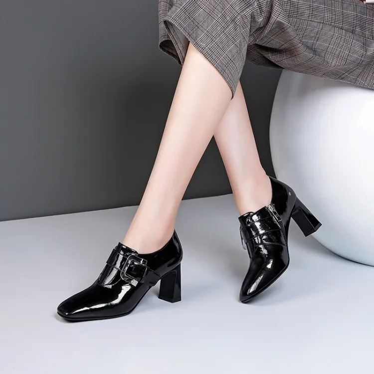 

Autumn New Style Europe And America Nobility Elegant Fashion Models Deep Mouth Small Square Head Belt Buckle Chunky-Heel Simple