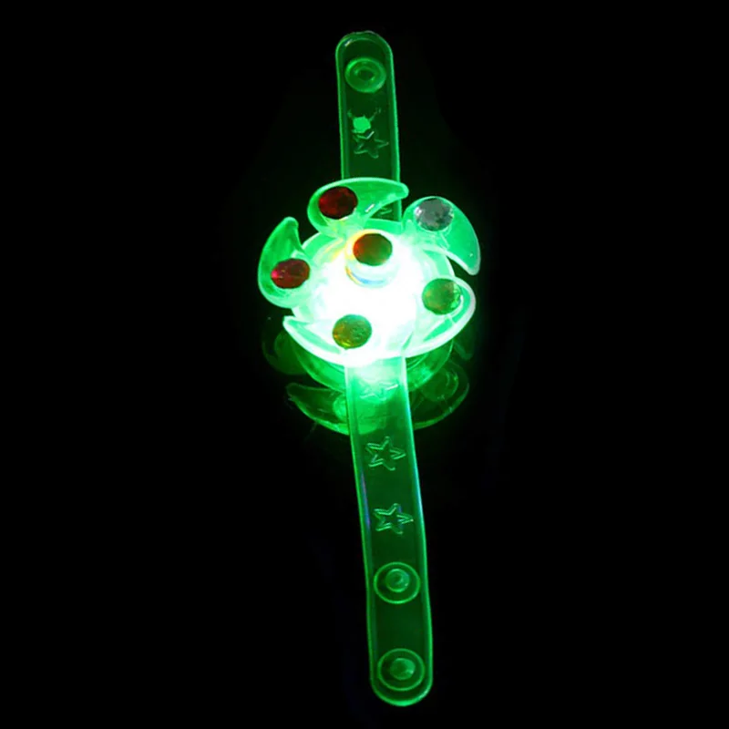 Детская игрушка для вечеринки вращающийся браслет светящаяся игрушка светящийся светодиодный Браслет вечерние игрушка волчок для мальчика используя светящееся кольцо - Цвет: Зеленый