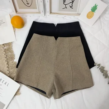 

women warm thick back zipper wool shorts 2019 autumn and winter Korean loose woolen shorts high waist outside boots trousers