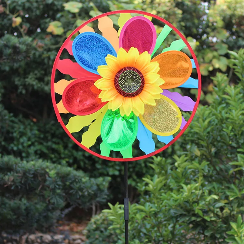 12621893234_1587133026