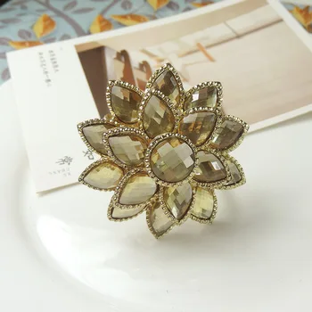 

TAI Top 12Pcs Gold Flower Napkin Rings For Party Wedding Rhinestones Hotel Napkin Holder Towel Buckles Table Decoration