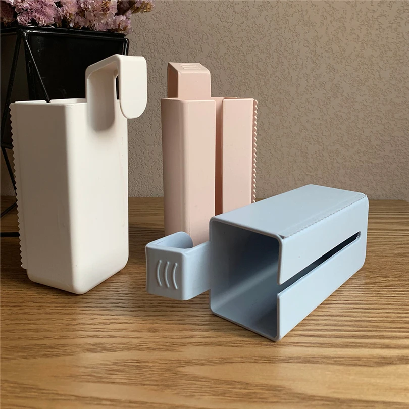 16 - LZR90916823_0408019181319691674