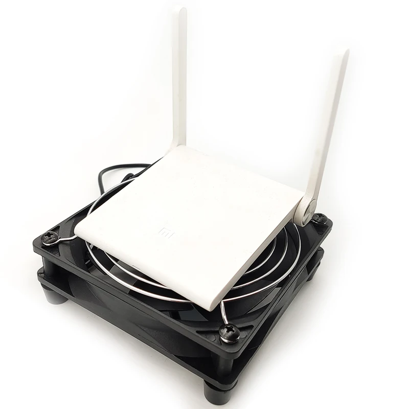 Вентилятор охлаждения для ТВ приставки Android 5 в постоянного тока 120x120x25