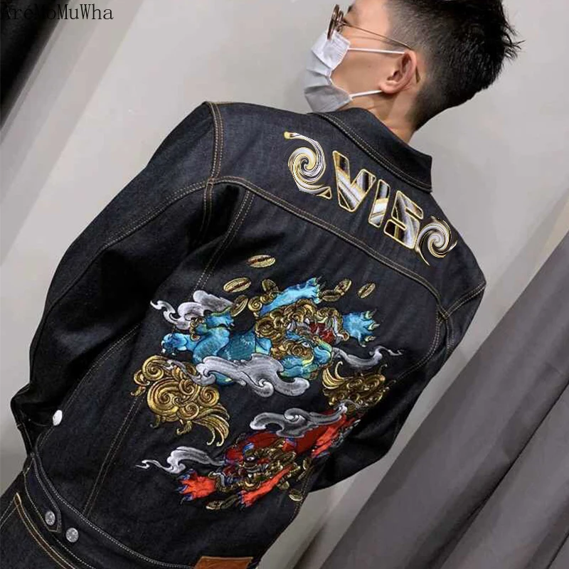 

AreMoMuWha Japanese Kylin Lion Head Embroidery Denim Jacket Primary Color Wash Embroidery Men's Denim Jeans Jacket Men QX1040
