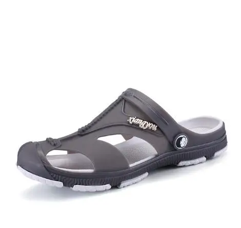 Summer Men Slippers Clogs Slip-On Garden Shoes Breathable Man Sandals Plus Size Male Beach Shoes Flip Flops Quick Dry
