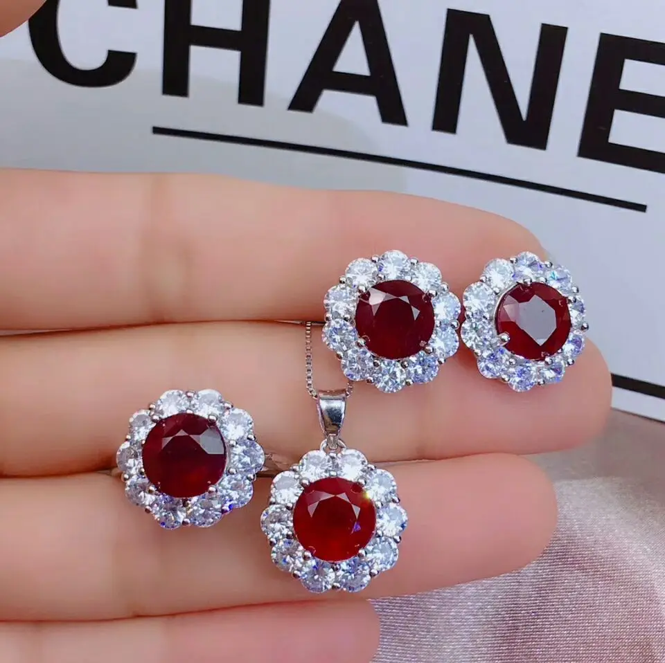 

MeiBaPJ 8mm Big Natural Ruby Gemstone 925 Silver Earrings Ring Pendant 3-pieces Suits Fine Wedding Flower Jewelry Sets for Women