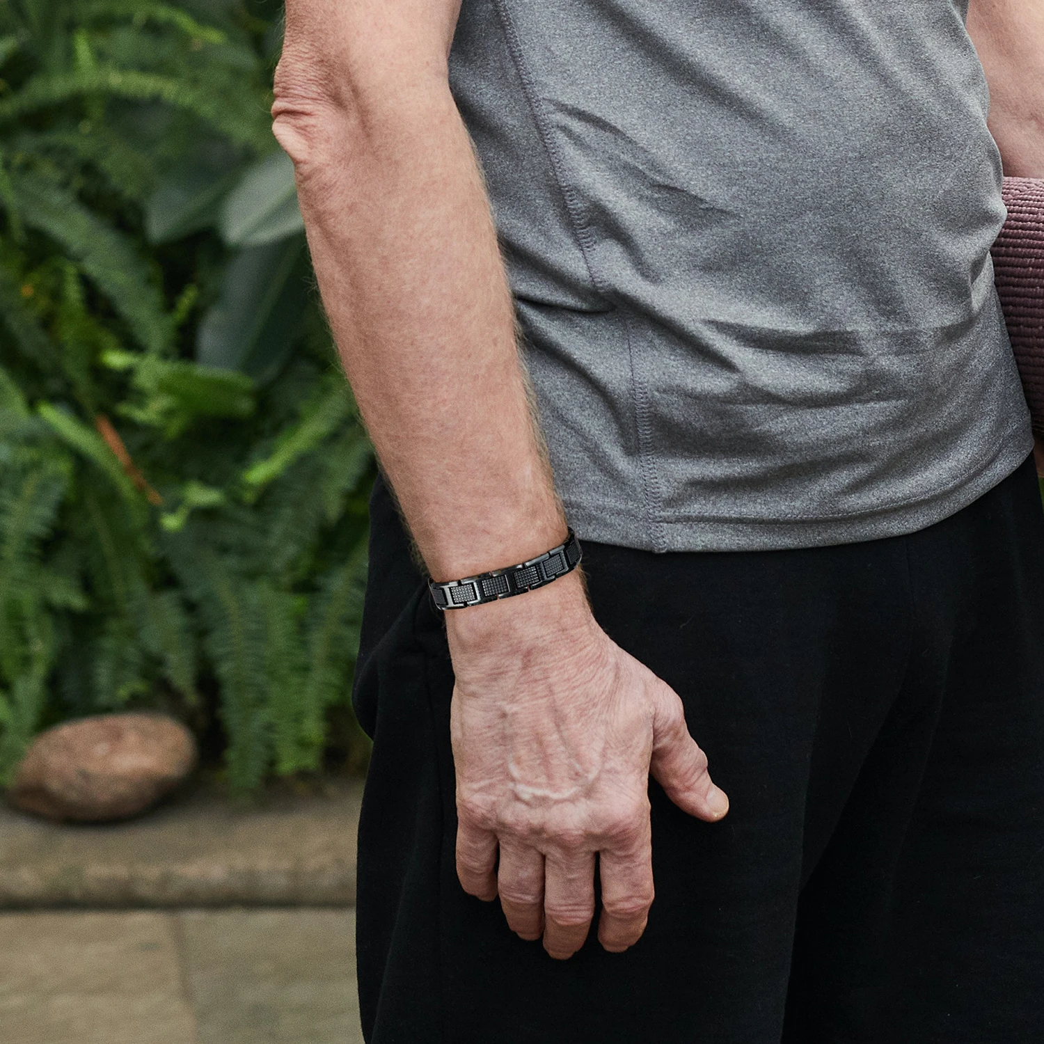 Rainso Bracelet Men Magnetic Jewelry Fashion Stainless Steel Black Bracelets Bangle Wrist Band Sports Style New Design Male Gift