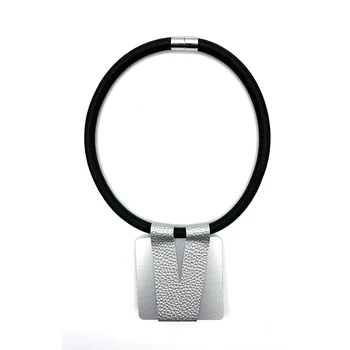 

YD&YDBZ 2019 New Black Rubber Fashion Collar Necklace Handmade Aluminum Sheet Pendant Necklaces Charm Women Neck Jewelry Collier