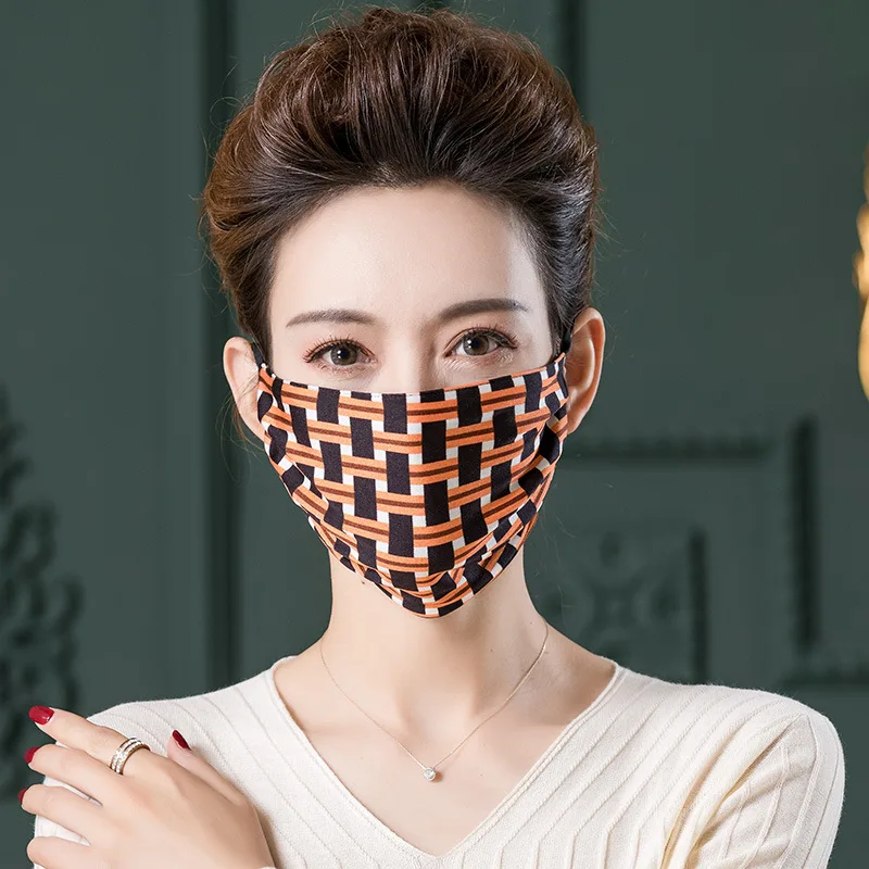 Women\'s Leopard Fashion Print Silk Mask 100% Silk Hanging Ear Mask Dust-proof Skin-friendly Mask Muffle Mouth Mask