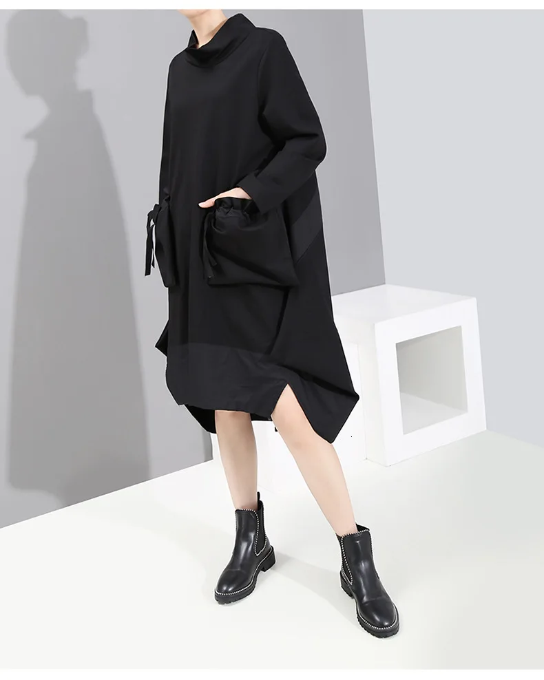 [EAM] женское черное асимметричное платье с карманами и разрезом, новинка, высокий воротник, длинный рукав, свободный крой, мода, весна-осень, 1K729