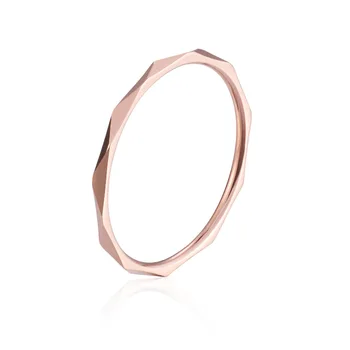 

New hot sale fashion mesh black and white titanium steel ring transfer ring men and women finger single tail couple jewelry