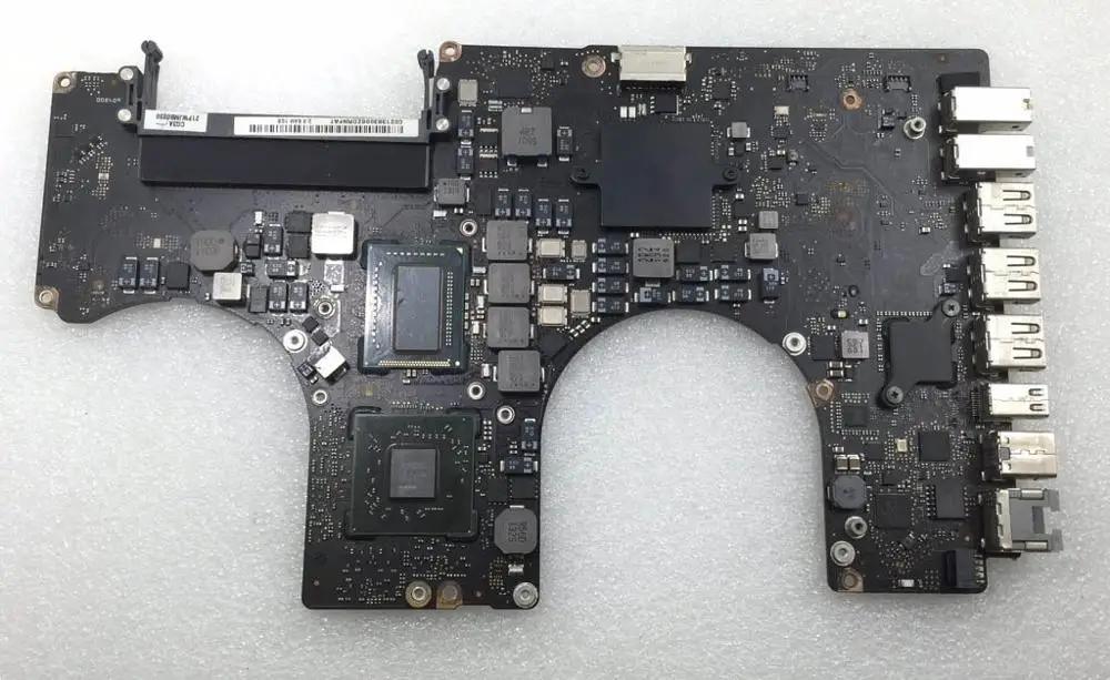 New Arrival  for MacBook Pro 17