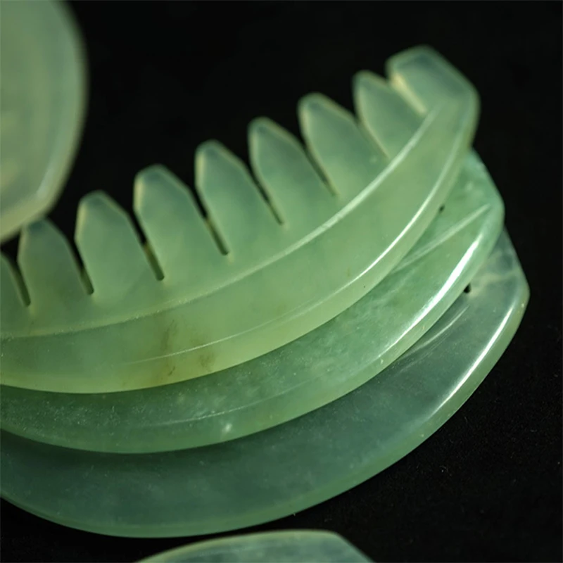 

Head Massage Comb Guasha Scraping Natural Jade Comb to Prevent Hair Loss Pressure Therapy Healthy Beauty Tool