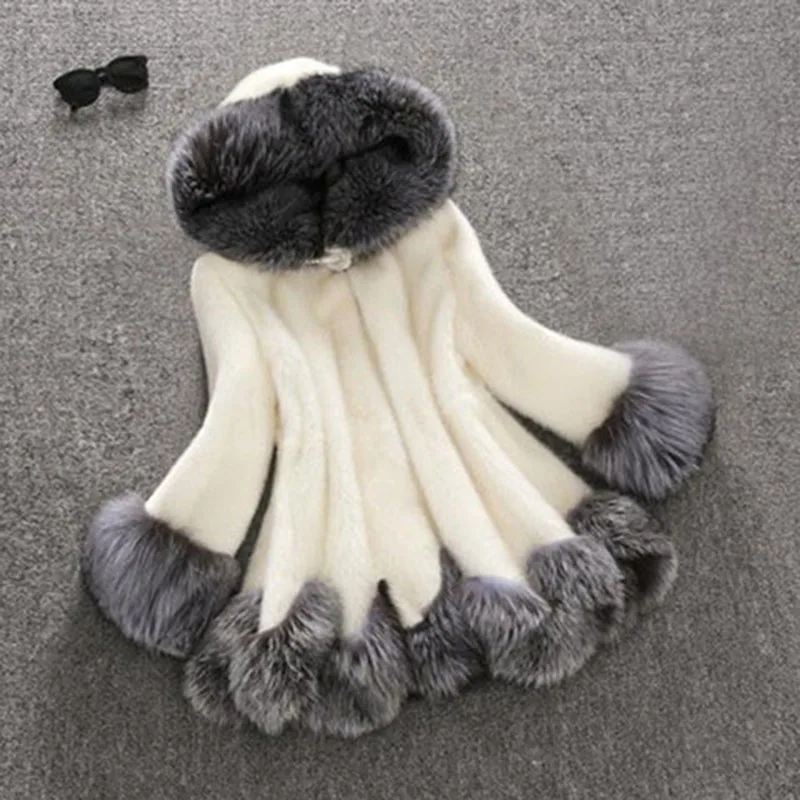 Рисунок 3 - Куртка женская из искусственного лисьего меха