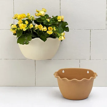 

1pc Wall Hanging Planter Flowerpot Semicircle Wall Hanging Basin Indoor and Outdoor Potted Garden Supplies Flower Container for