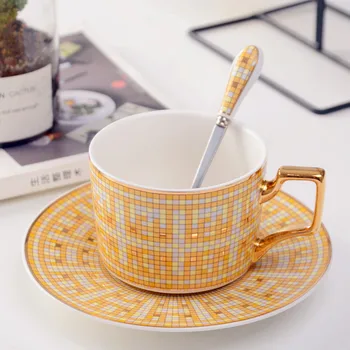 

Luxury Coffee Set 220ml BritishTea Time Tea Set with Spoon Light Luxury