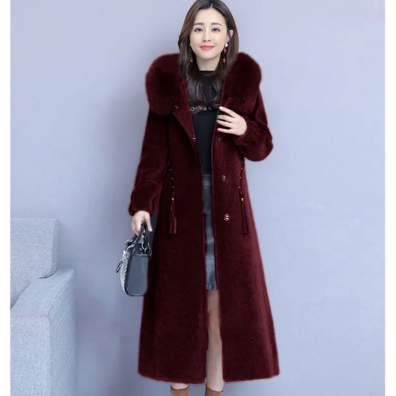 purple UHYTGF Роскошная зимняя шуба из овечьей шерсти женская меховая куртка с капюшоном, Повседневная теплая длинная шуба, большие размеры veste fourrure femme 333 - Цвет: purple