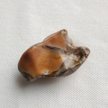 

Natural beautiful stone Ornamental raw stone raw agate Silk Road Collectibles unique collection