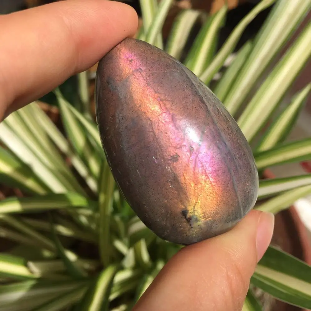 Great! 1pcs Rare Heavy purple flash labradorite palm stone Gemstone for decoration | Дом и сад