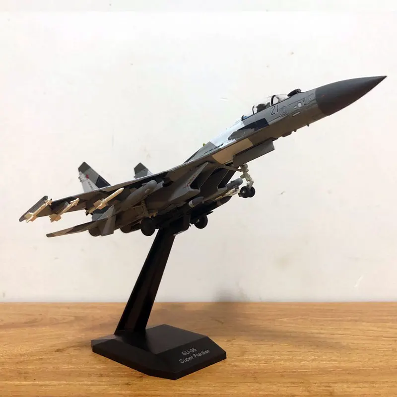 SU35 SNOW (13)