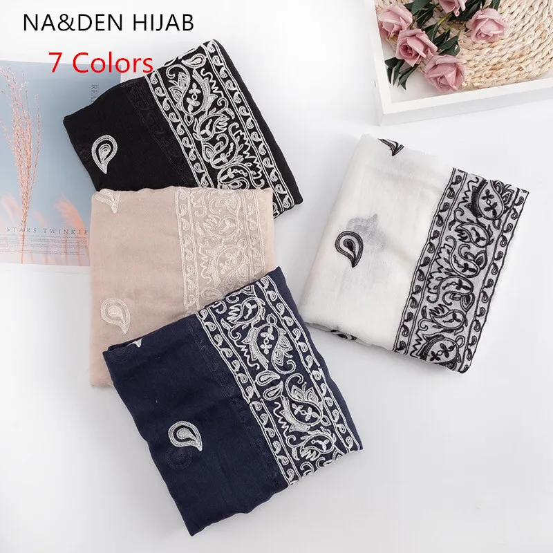 

2019 Geometric Print Fashion desiguers Brand Women Autumn Scarf Spain Floral Shawl Ladies Print Wrap Scarve 7 Color High Quality