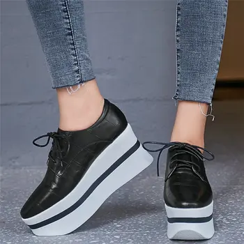 

2020 Women Lace Up Genuine Leather Platform Wedges High Heel Ankle Boots Female Low Top Square Toe Fashion Sneakers Casual Shoes