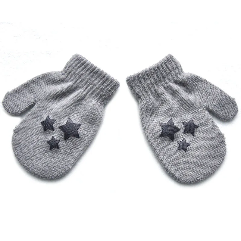 gray style 1 Зимние Детские перчатки для новорожденных; детские перчатки в горошек со звездами и сердечками; варежки; Мягкие вязаные теплые детские перчатки для маленьких мальчиков и девочек - Цвет: gray style 1