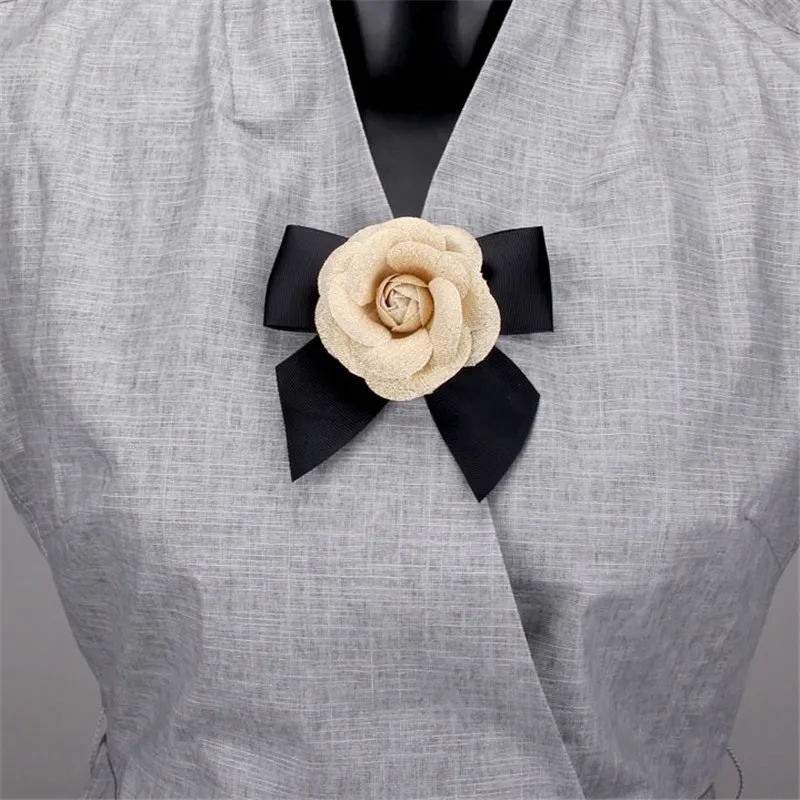 

Cloth Rose Flower Brooch For Women Girls Charms Bow-knot Pins Jewelry Fashion Wedding Brooches Clips Clothing Badge Accessories