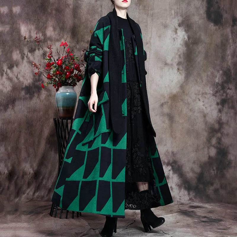 

Winter Plus Size Women's Clothing Retro Wool Windbreaker Scarf Collar Loose Large Version Printing Cape-Style Woolen Padded Coat